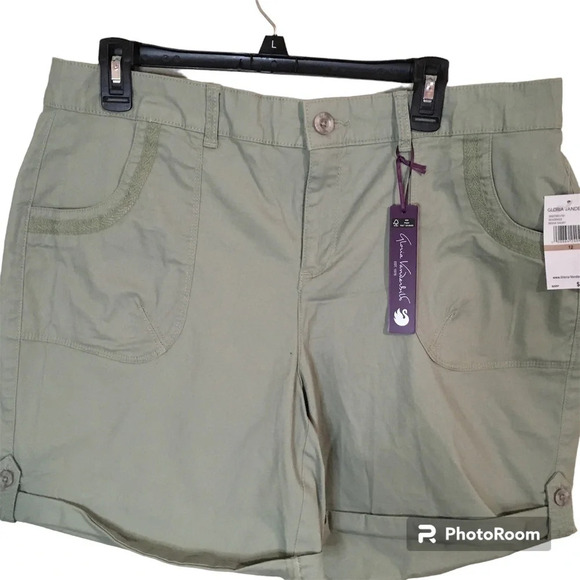 Gloria Vanderbilt slimming effect shorts size 12 NWT sea grass green with Zipper - Picture 1 of 7